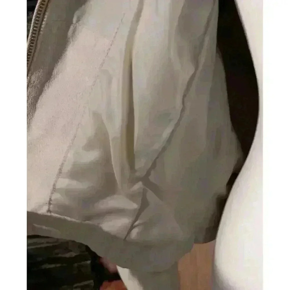 CHICO'S (2 -M) Women's Suede Leather Jacket Cream Color Full Zip Front Poly Crop - Picture 8 of 8